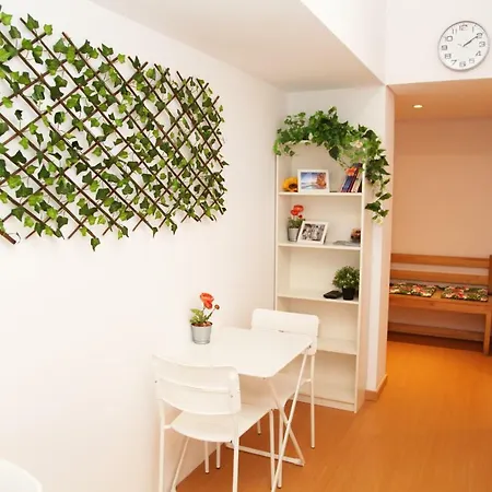 Πανσιόν Nice Meeting You
